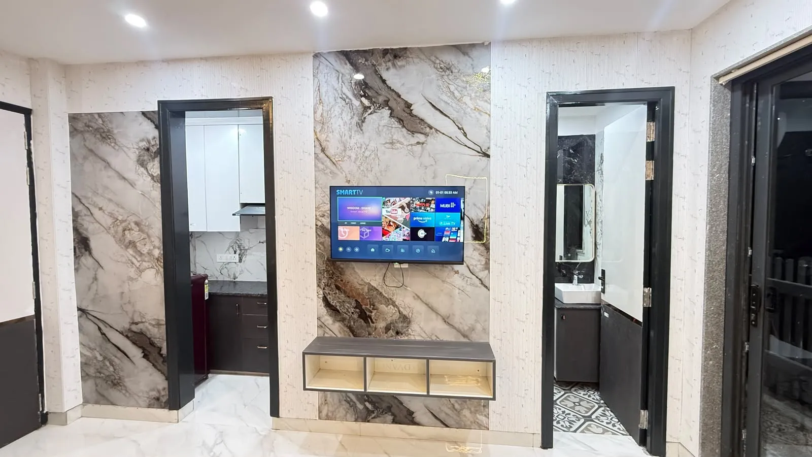 🏡 1RK Fully Furnished Builder Floor for Rent | Sector 52, Gurgaon